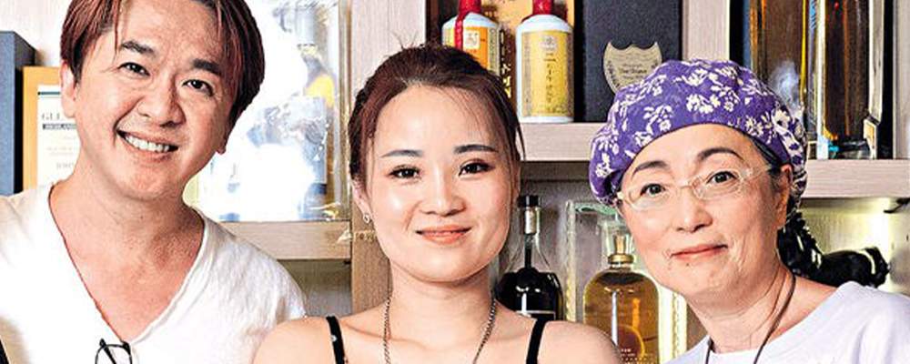 现代韦小宝 香港富二代邓兆尊自曝驭妻术 三位娇妻想要来一发还需提前审批 大谈偷食弊处