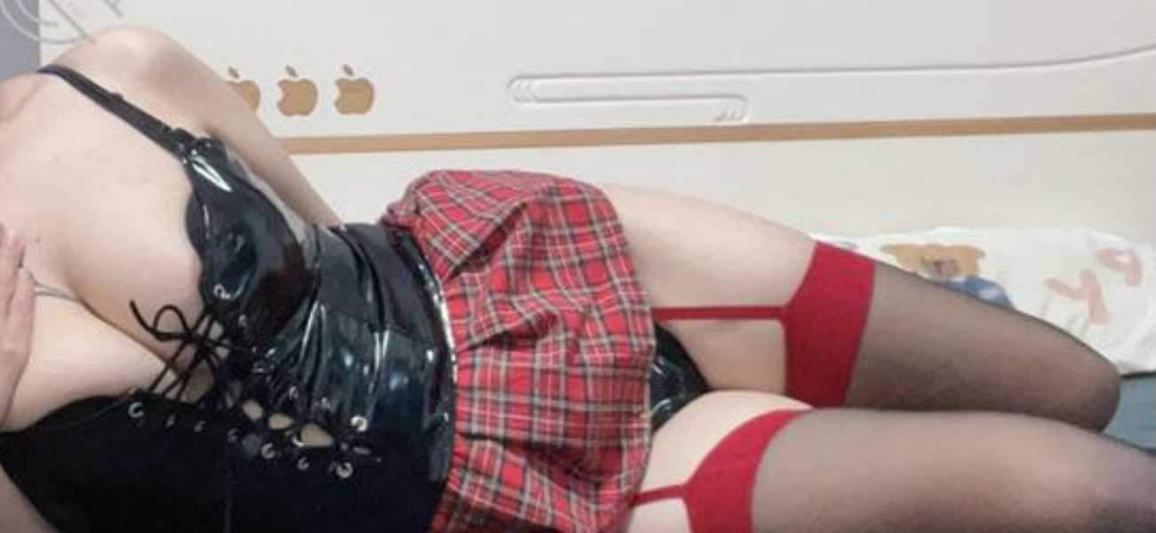 海角社区精品付费帖子《妈妈的丰乳肥臀》我和妈妈的快乐日子(4)(持续更新)