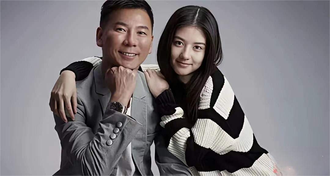抖音网红李凯馨踏房解析 辱华言论遭前助理连环锤 干爹证实知三当三并曝光性爱视频