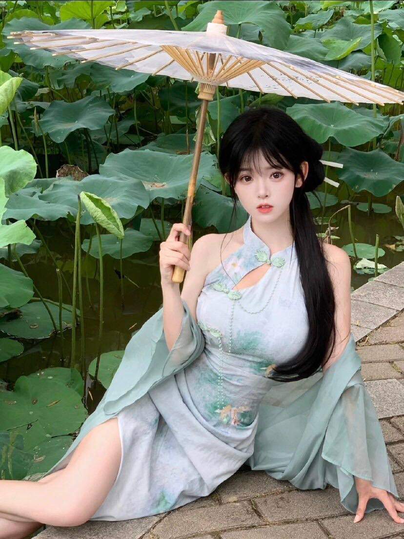 妥妥的骚浪小太妹 对镜淫荡展示无毛嫩鲍 河南安阳师范学院反差婊刘瑾自慰视频曝光