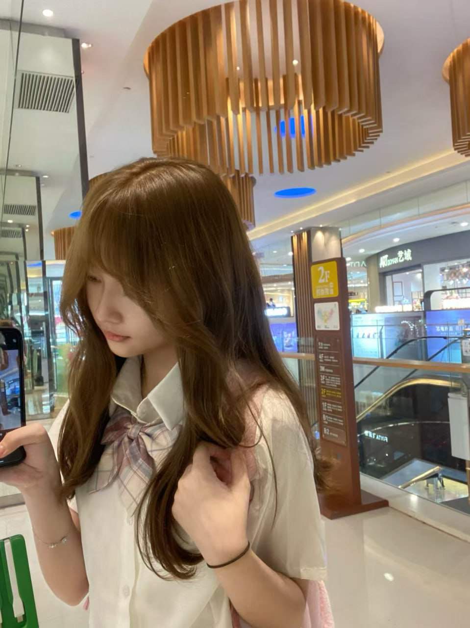 手指抠弄蜜穴拉丝 无套乘骑蜜臀狂抖淫靡不堪 广东惠州娇嫩小妹刘楚遥淫秽私拍视频曝光